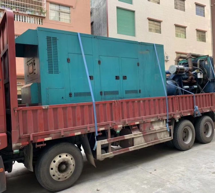 汉台如何在不同负载率下确保 400KW 柴油发电机组的正常运行？