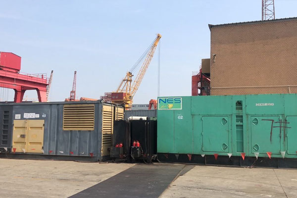 汉台发电机出租空气滤清器的清洁频率是多少？